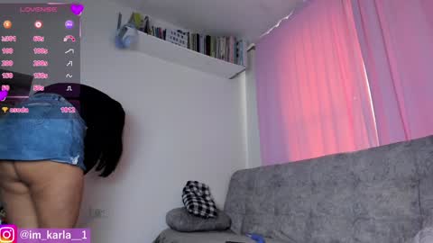 Snapshot of karla__1 chatting on December 18, 3:33 pm Ill be on at sunday see u Lynn Could u help me to reach 100 Thmbs upp plssss Independent girl 3 online show from December 18, 3:33 pm