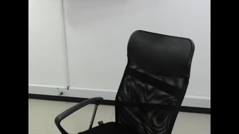 Snapshot of karla_cg chatting on February 22, 10:52 pm karla_cg online show from February 22, 10:52 pm