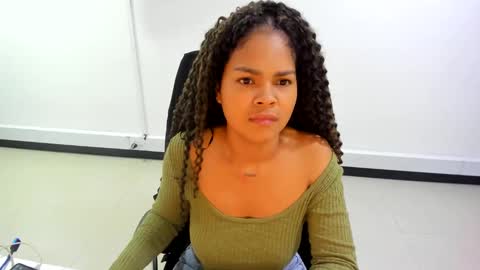 Snapshot of karla_cg chatting on February 28, 1:26 am karla_cg online show from February 28, 1:26 am