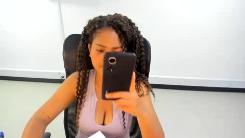 Snapshot of karla_cg chatting on March 5, 11:16 pm karla_cg online show from March 5, 11:16 pm