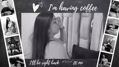 Snapshot of karla_hernandez chatting on October 22, 11:10 am Karla online show from October 22, 11:10 am