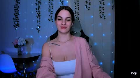 karla_lim online show from February 8, 12:49 am