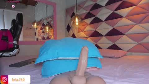 karolina  online show from January 16, 3:23 am