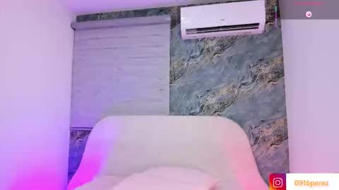 karolina  online show from November 19, 7:47 pm