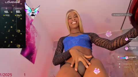 KARLA online show from November 12, 1:44 pm