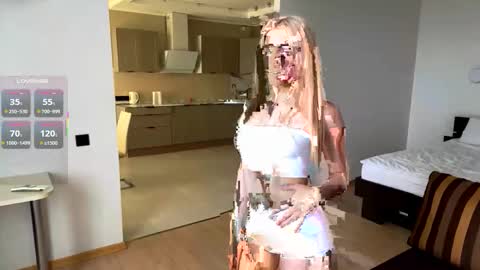 Olivia online show from October 11, 10:25 am