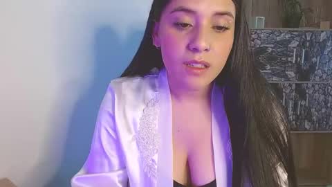 kloy online show from February 17, 1:10 pm