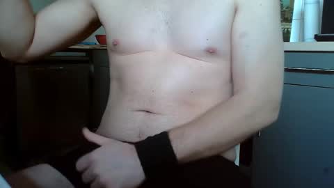 Kev online show from February 1, 9:32 am