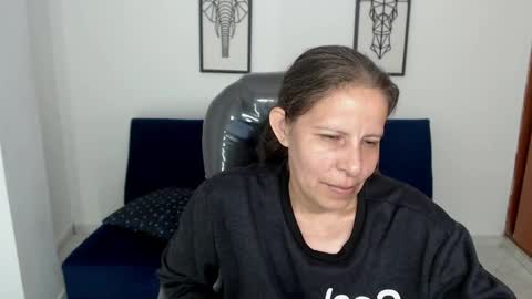 KARLYE online show from December 3, 4:36 am