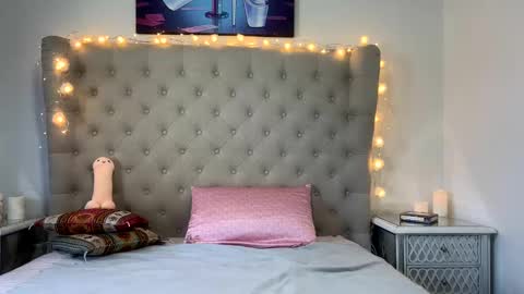 KarmaRosexx online show from December 4, 8:23 am