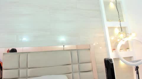  KAROL LEWIS  online show from October 24, 11:39 am