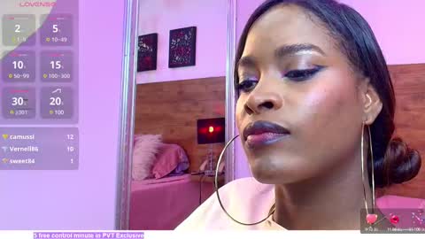 Snapshot of karol_scott1 chatting on March 8, 1:39 am KAROL SCOTT online show from March 8, 1:39 am