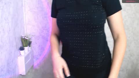 Karolina online show from November 21, 6:45 am