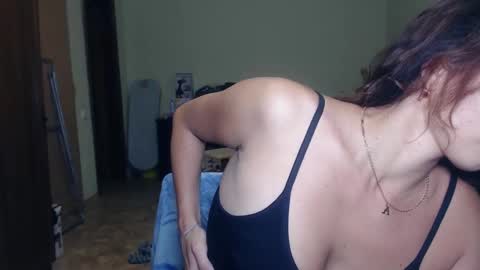 Mila online show from December 3, 7:32 am