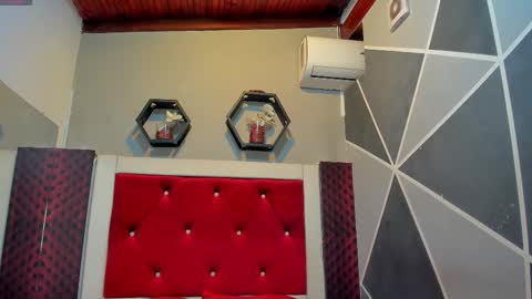 Karol online show from November 17, 12:00 pm