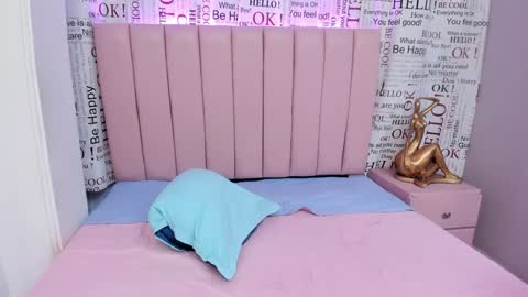 Snapshot of karoly_ocampo chatting on January 29, 12:33 am karoly online show from January 29, 12:33 am