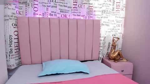 Snapshot of karoly_ocampo chatting on February 1, 8:16 pm karoly online show from February 1, 8:16 pm