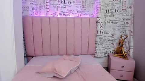 Snapshot of karoly_ocampo chatting on March 12, 2:41 am karoly online show from March 12, 2:41 am