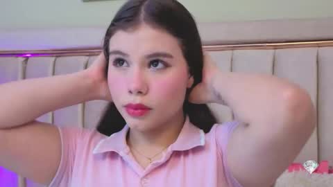 Snapshot of karoly_ocampo chatting on November 20, 4:23 am karoly online show from November 20, 4:23 am