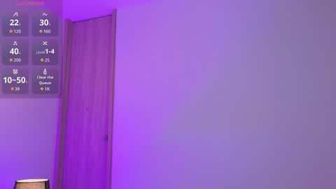 Snapshot of kasey____ chatting on November 25, 9:04 pm kasey online show from November 25, 9:04 pm