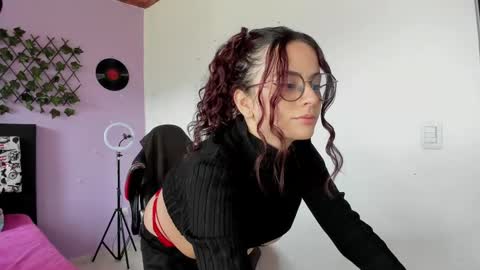 kassandra james online show from February 13, 3:14 pm