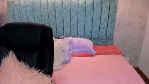 kat_blake online show from October 6, 4:32 am