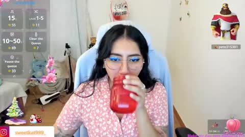 Kat       online show from December 18, 5:31 pm