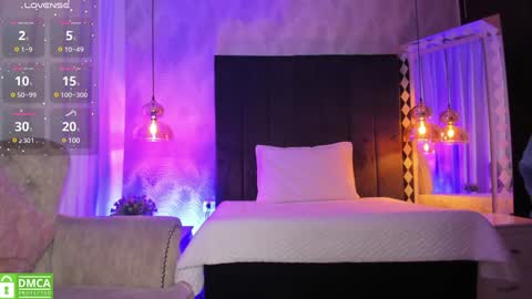 Kat online show from December 29, 12:01 pm