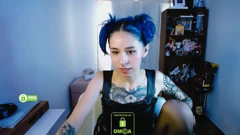 Maca online show from December 13, 4:49 pm