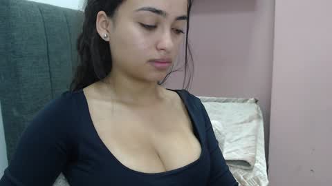 Kari online show from January 14, 2:32 pm