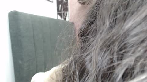 Kari online show from January 29, 1:28 pm