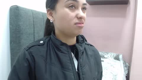 Kari online show from October 3, 1:19 pm