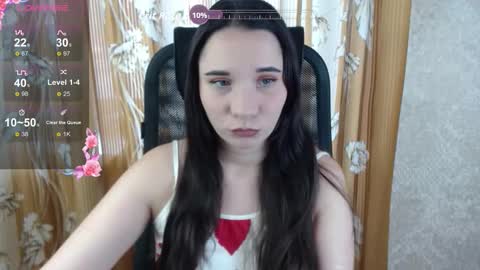 Snapshot of katecrash chatting on September 15, 10:59 am YourKate online show from September 15, 10:59 am