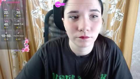 Snapshot of katecrash chatting on October 15, 12:27 pm YourKate online show from October 15, 12:27 pm