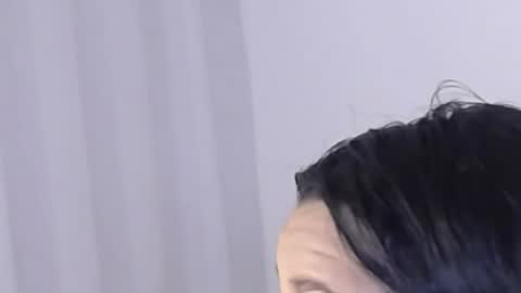 Help me with rate thanks  online show from December 13, 1:01 pm