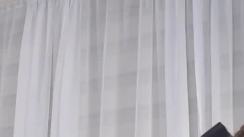 Help me with rate thanks  online show from September 20, 8:04 am