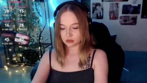 Lisa online show from December 19, 11:46 pm