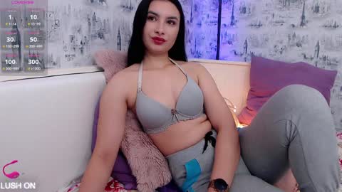 Snapshot of katexlove233 chatting on January 10, 11:43 am Kate online show from January 10, 11:43 am