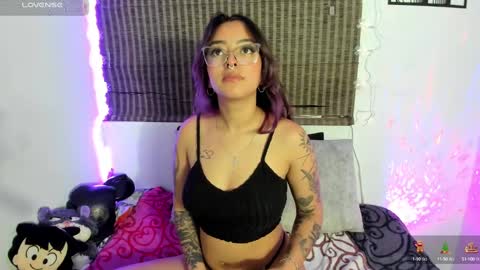 Snapshot of kathhoney1 chatting on January 18, 2:58 am Kath online show from January 18, 2:58 am