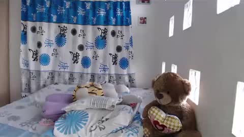  K A T H I E  online show from December 4, 5:55 pm