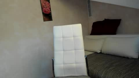 Kathy online show from February 19, 3:49 pm