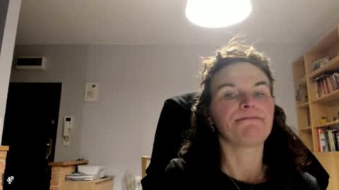 Snapshot of kathysky40 chatting on December 5, 2:58 pm KATHY online show from December 5, 2:58 pm