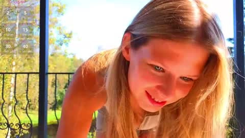 Katie online show from September 9, 8:58 am