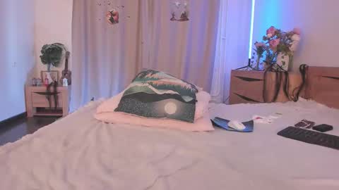 Kate online show from October 27, 7:56 am