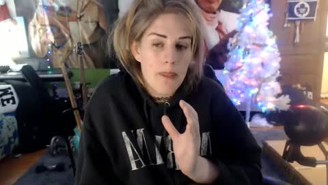 Katie online show from January 1, 7:20 am