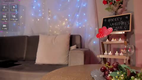 Kate Stonne online show from February 15, 8:22 am