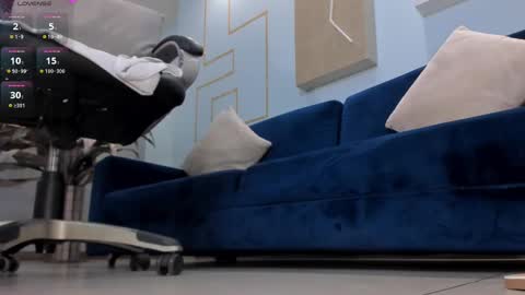 Kate Stonne online show from February 27, 8:28 am