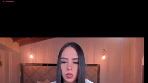 Kate Stonne online show from October 3, 2:30 am