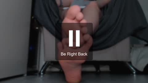 Snapshot of katiewoww chatting on February 7, 8:01 am Miss Katie online show from February 7, 8:01 am