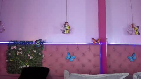 Snapshot of katniss_lovee_ chatting on January 21, 6:12 pm .... Katniss .... online show from January 21, 6:12 pm